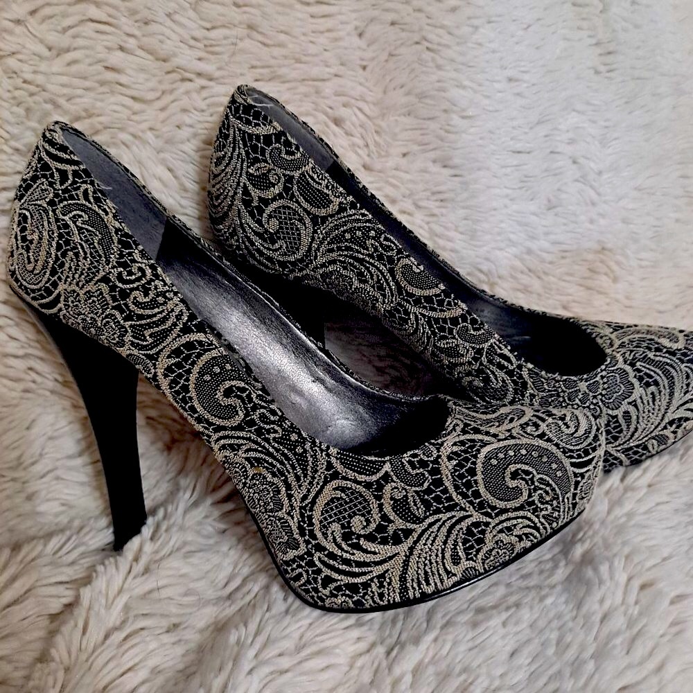 Carlos Santana Black Platforms with Lace overlay